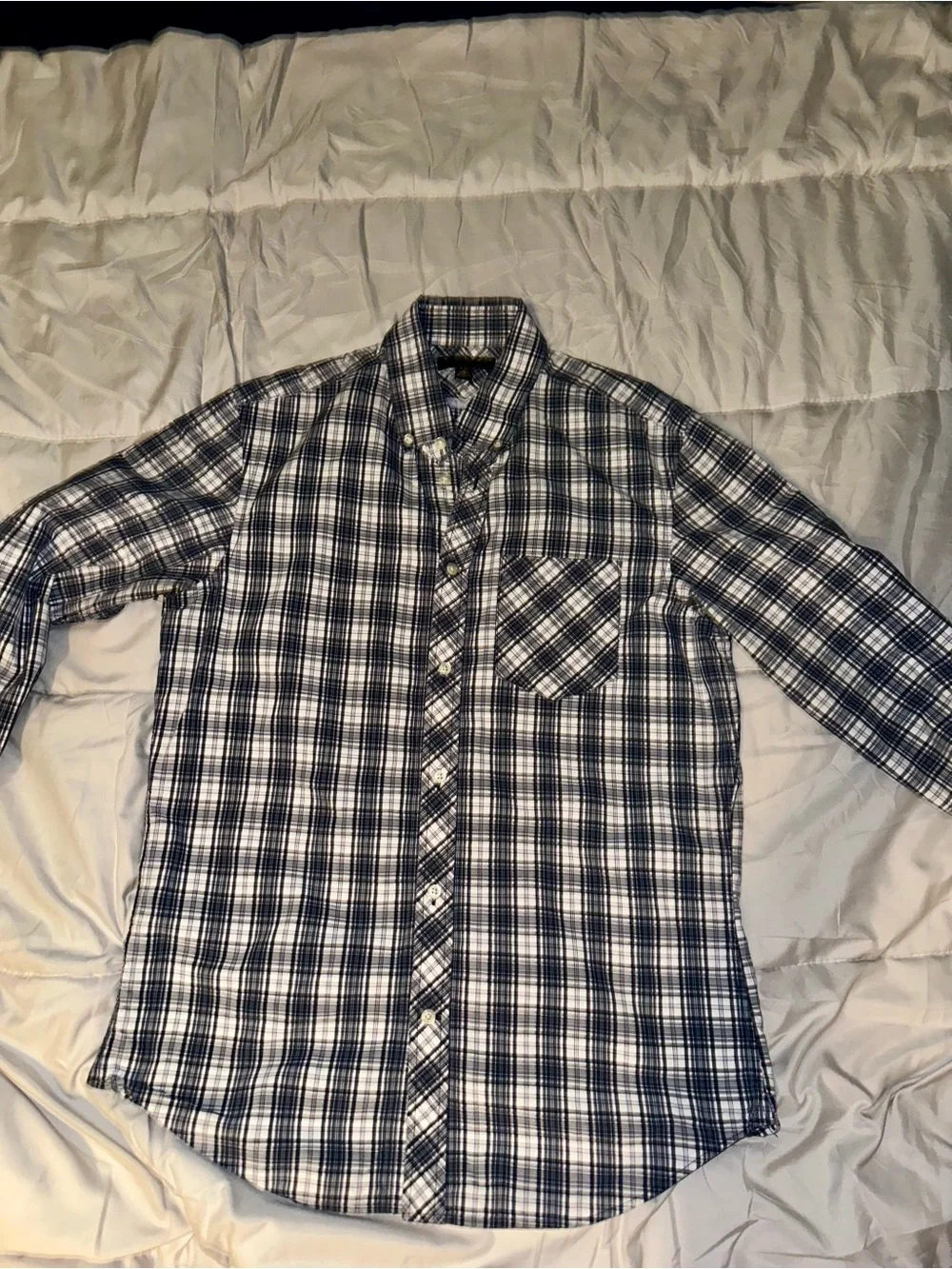 Banana Republic Men’s Navy and White Plaid Button-Down Shirt